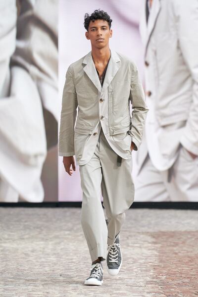 Hermes opts for a laid back air, with this reversible, slightly loose cut suit for spring / summer 2022