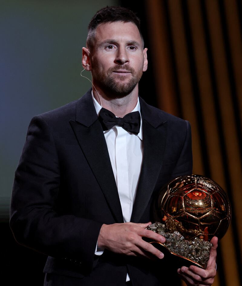 Soccer Football - 2023 Ballon d'Or - Chatelet Theatre, Paris, France - October 30, 2023 Inter Miami's Lionel Messi with the men's Ballon d'Or REUTERS / Stephanie Lecocq