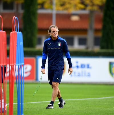 FLORENCE, ITALY - NOVEMBER 10: Head coach Italy Roberto Mancini reacts during a Italy training session at Centro Tecnico Federale di Coverciano on November 10, 2021 in Florence, Italy. (Photo by Claudio Villa / Getty Images)